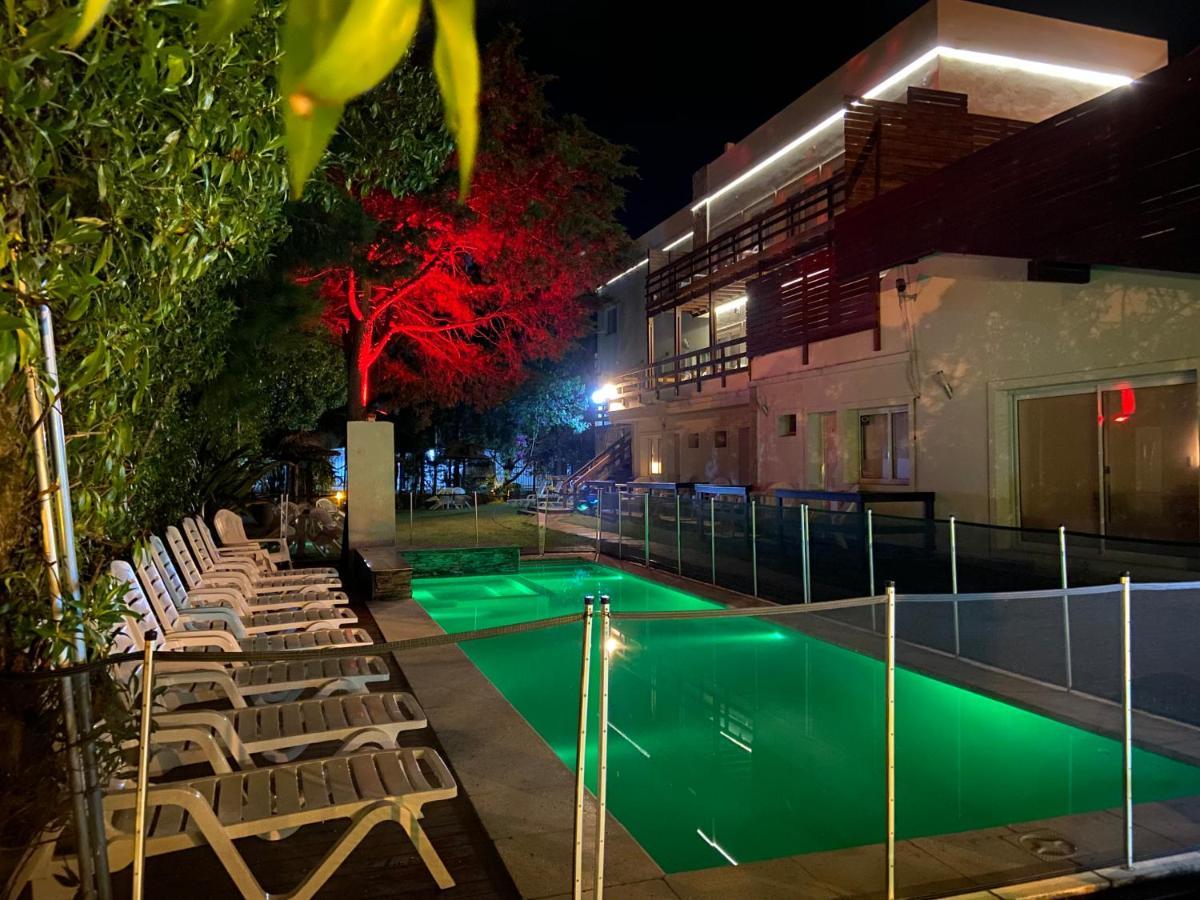 Ayres Village Apart Pinamar Bagian luar foto