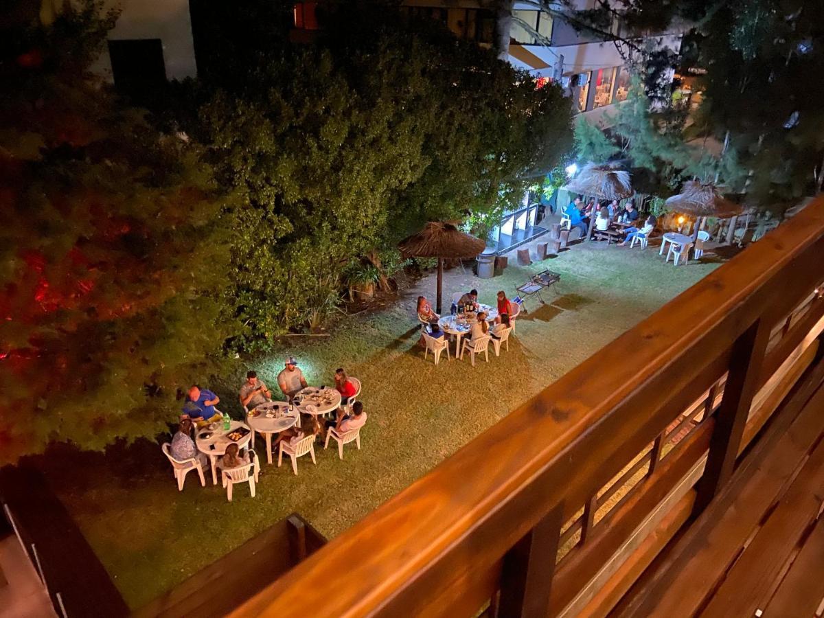 Ayres Village Apart Pinamar Bagian luar foto