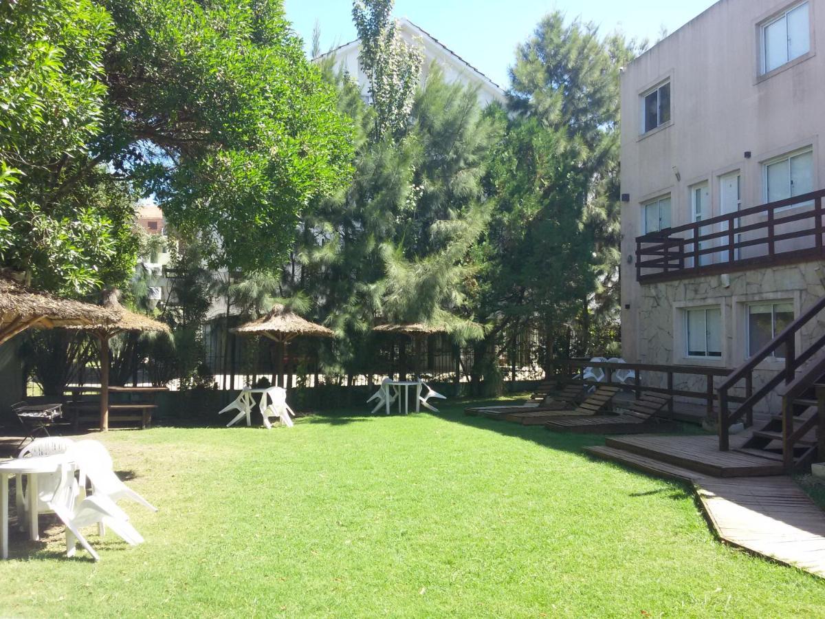 Ayres Village Apart Pinamar Bagian luar foto