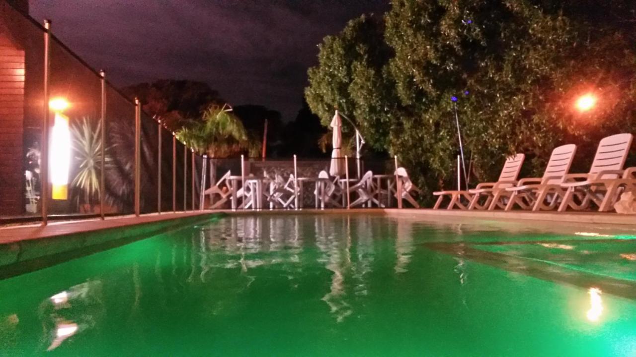 Ayres Village Apart Pinamar Bagian luar foto