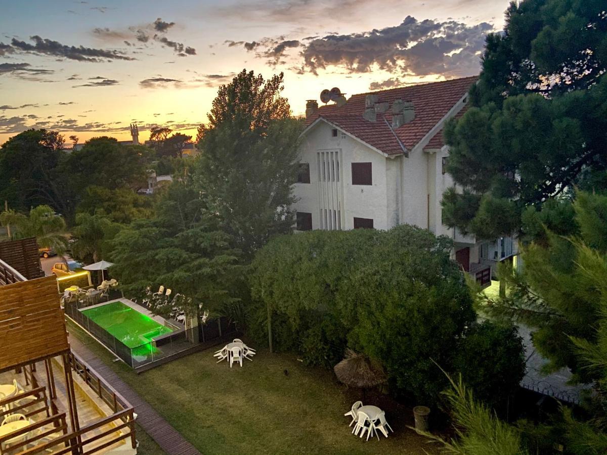 Ayres Village Apart Pinamar Bagian luar foto